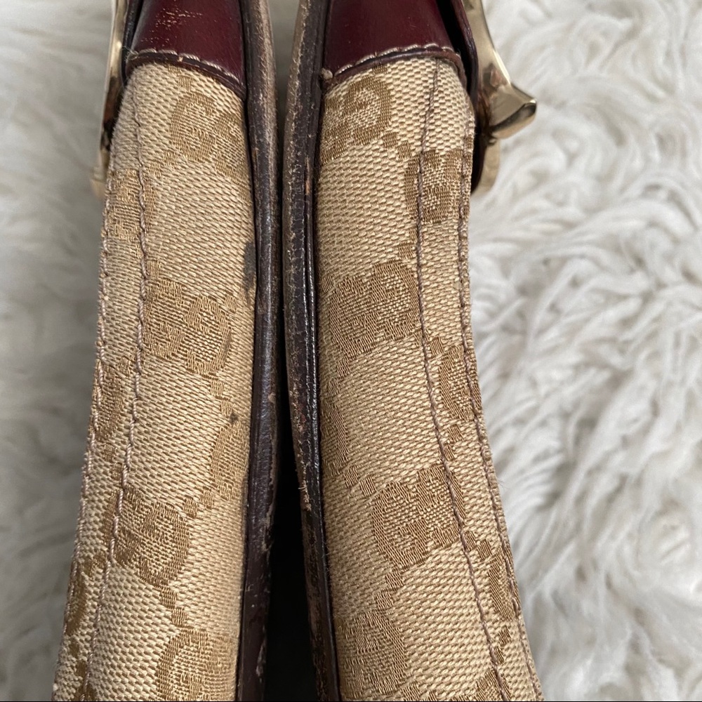 Gucci Monogram Flats - Picture 6 of 12